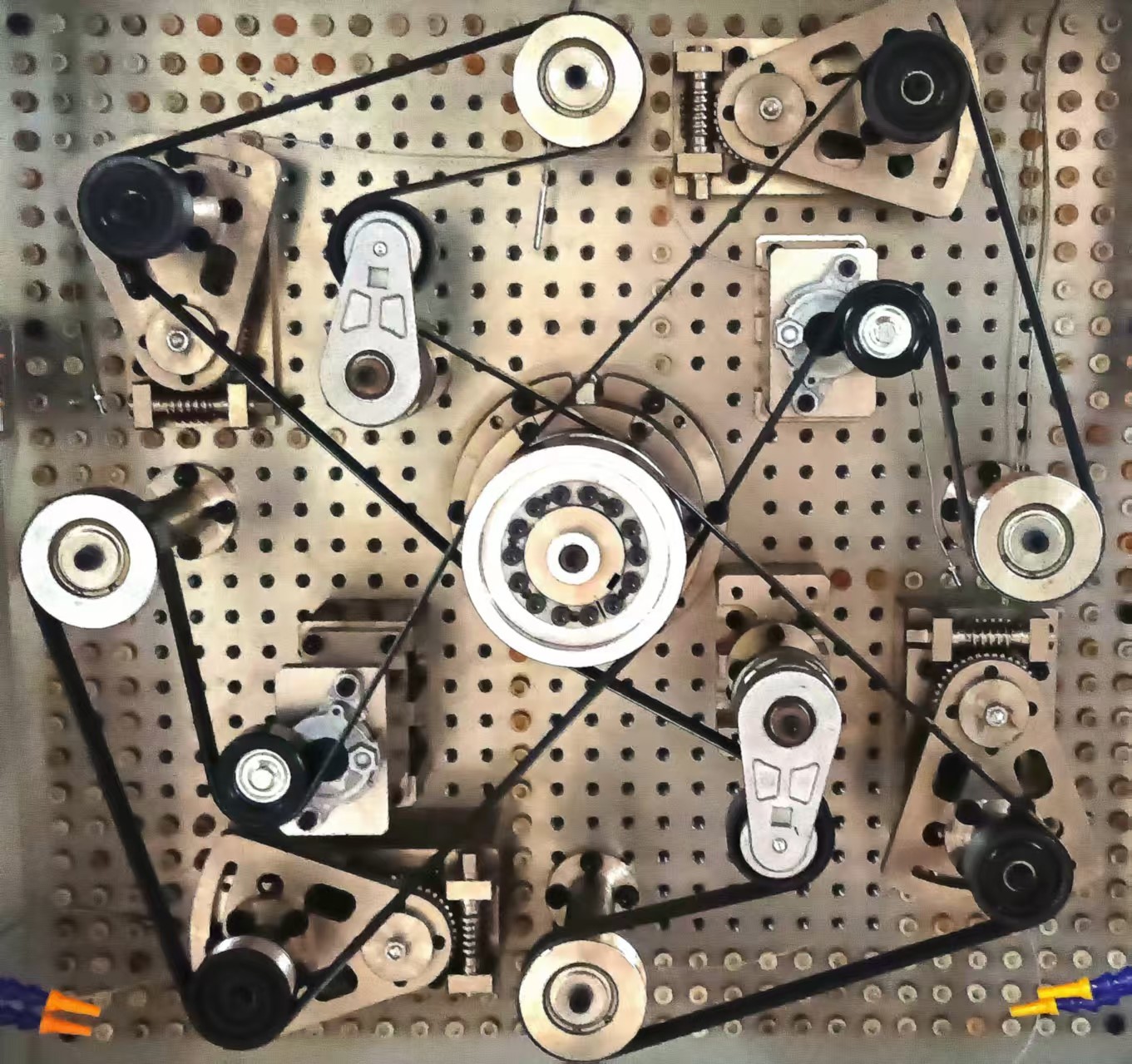 附件张紧轮试验台架